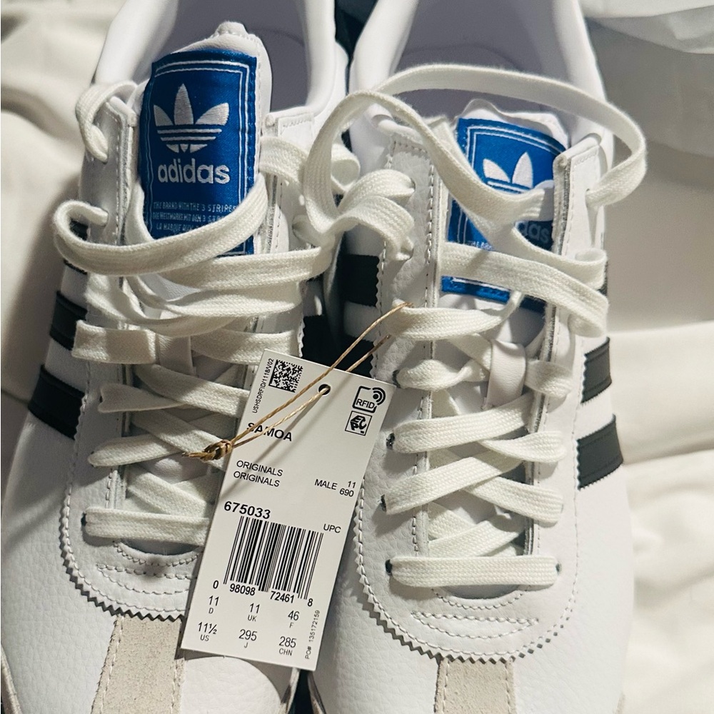 Adidas Samoa RUNWHT/Black NIB SIZE 11.5 men